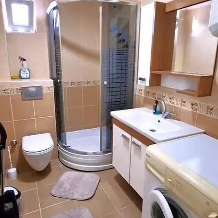 Apartment Damla *
